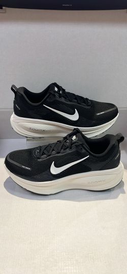 NIKE VOMERO 18 ZOOMX WIDE “BLACK COCONUT MILK”