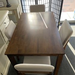 Brand New Dining Set Table And 4 Chairs 