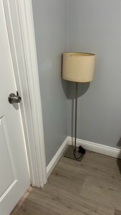 Floor lamp