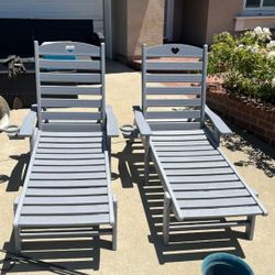 Pool Lounging Chases (2)