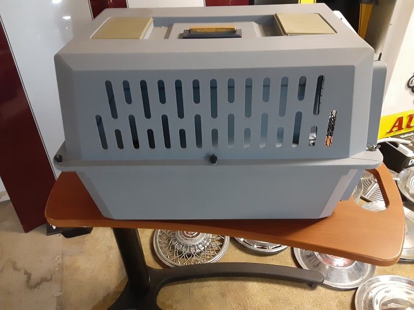 Pet Taxi Kennel Cage Crate 17x26