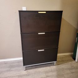 Sturdy Elegant Chest