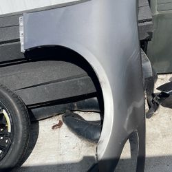 G35/G37 Sedan Fender