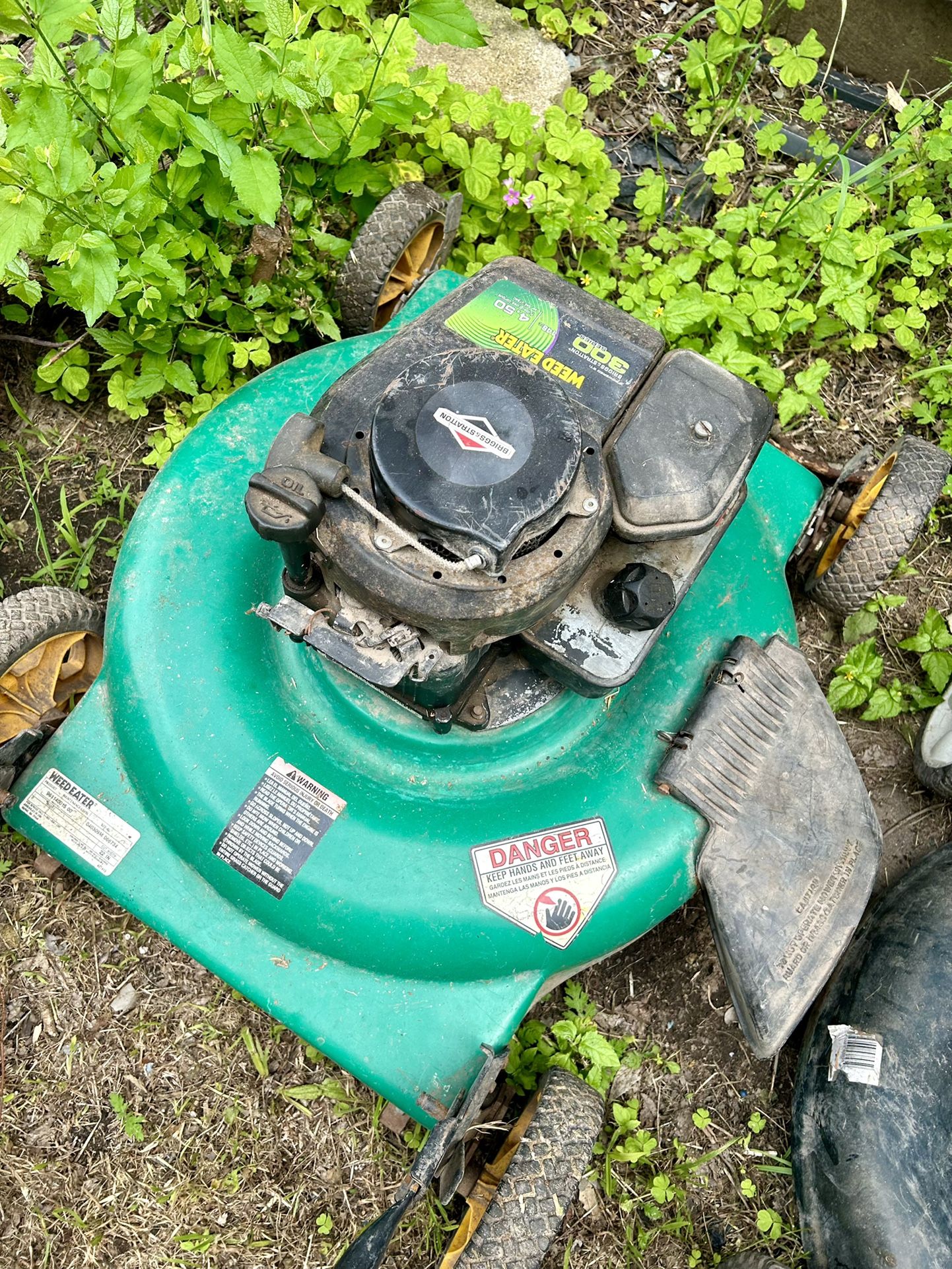 WeedEater 22 inch Mower