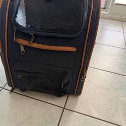 Top Paw Multi-Functional BackpackFor Cats & Small Dogs.