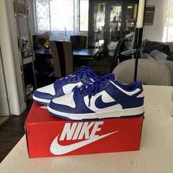 Dunks Size 9