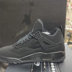 Retro 4s Black Cats 