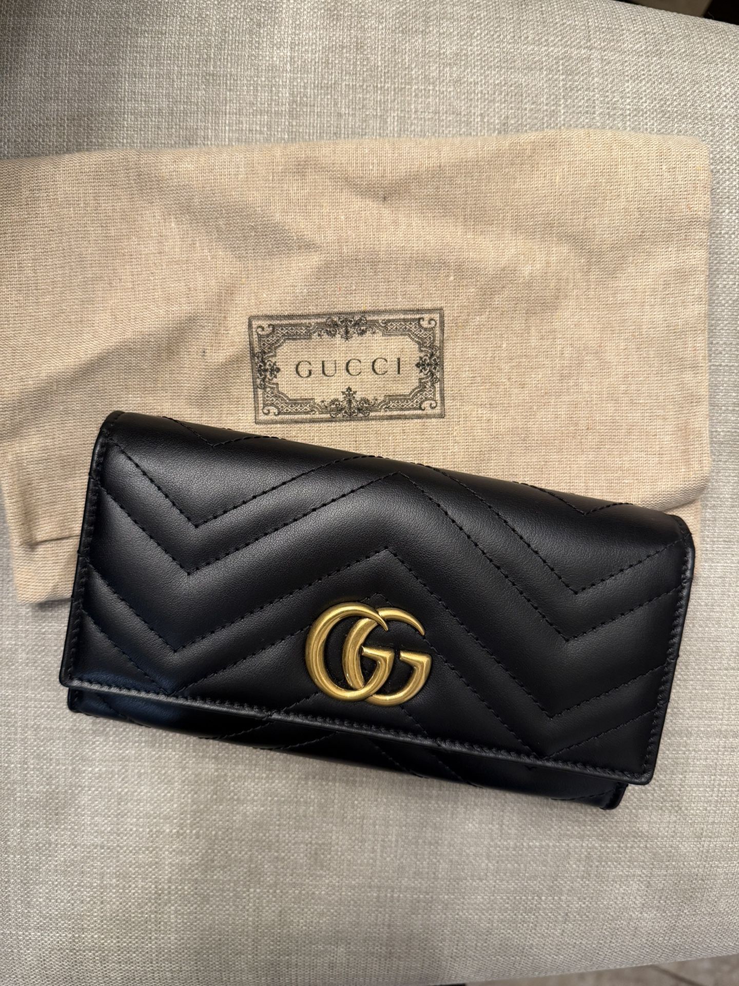 GG Marmont continental wallet