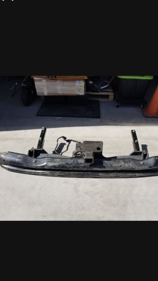 BMW X5 E53 OEM Class lll Trailer Hitch