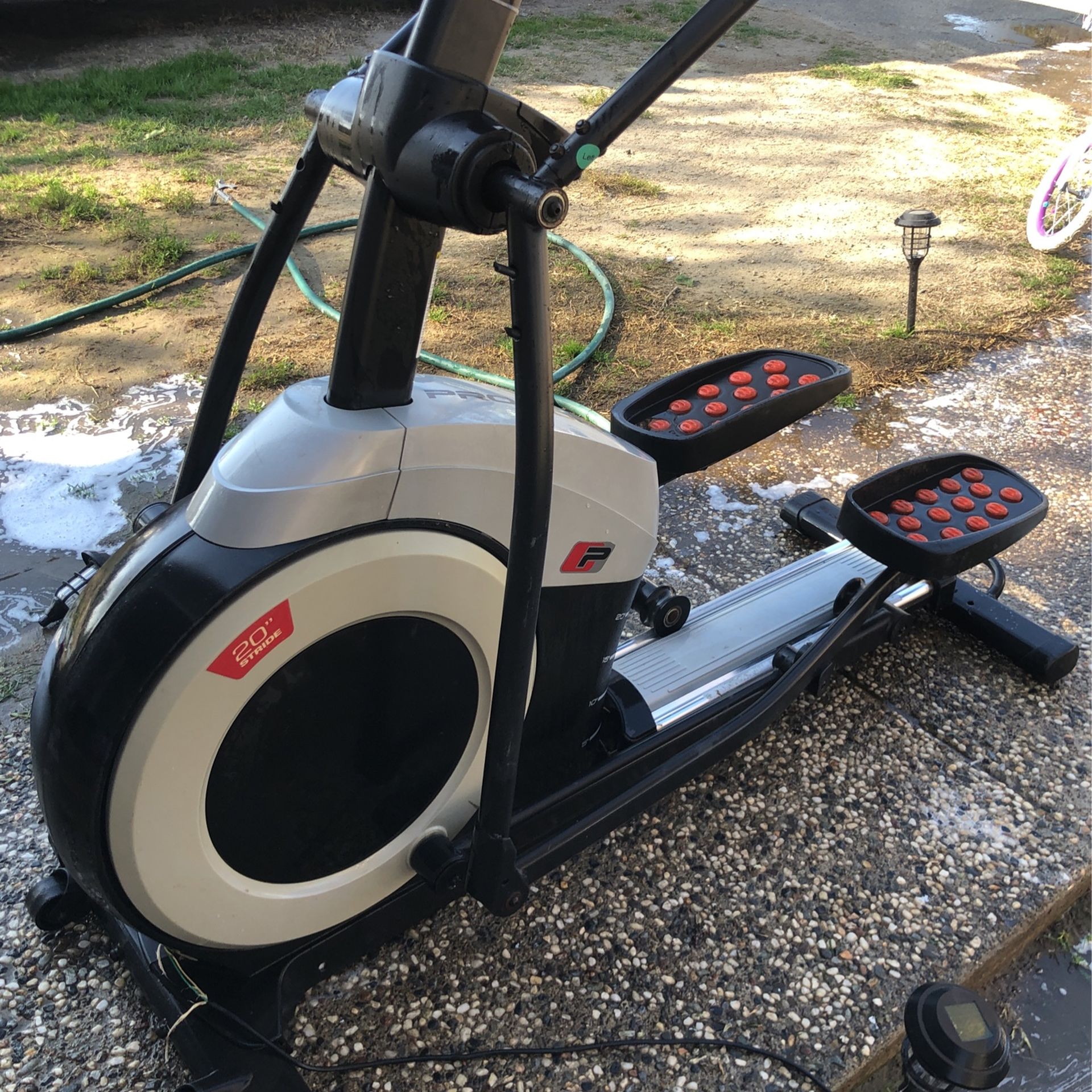 Pro Form Elliptical Machine