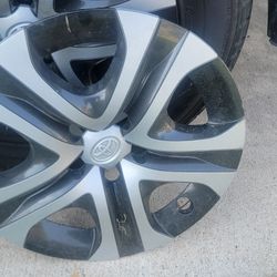 Rav4 Hub Caps