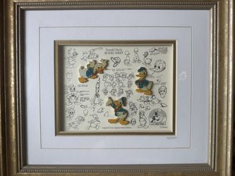 Donald Duck Pin Frame Set Disney 