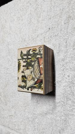 Hummel Reuge music box is a vintage wooden music box *MAKE AN OFFER *