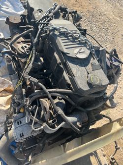 6.7 CUMMINS DIESEL MOTOR COMPLETE