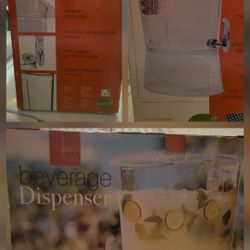 Water Dispenser and Eisels