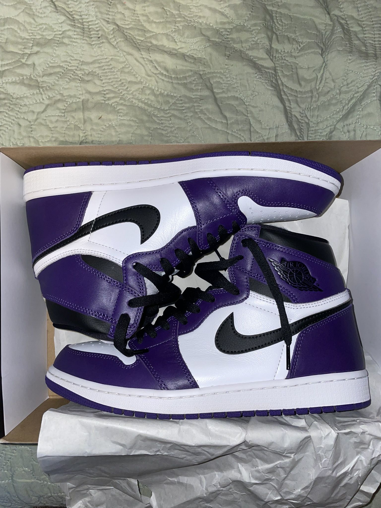Jordan 1 Retro High Court Purple White Size 11