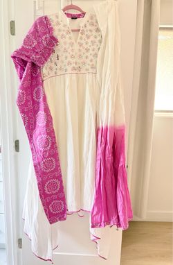 Indian Salwar kameez set xl