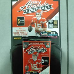 2025 PANINI ABSOLUTE FOOTBALL CARDS (44) PACKS 5 CARDS PER PACK