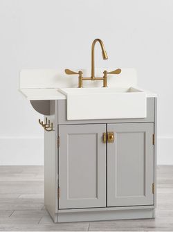 Pottary Barn Chelsea Toy Sink