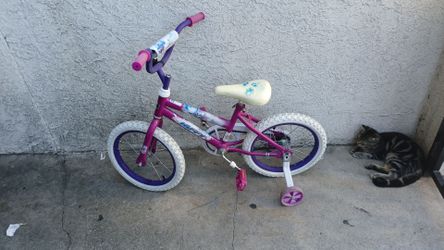 Huffy 16" Sea Star Kids' Bike, Fits Riders 42" - 48", Purple, Youth, Girls
