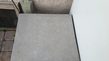 Floor Tile 17x17