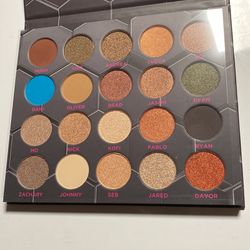Barbarella Eye Shadow Palette by Bee Beauty London
