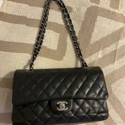 Authentic Vintage Classic Chanel Black Caviar Leather Double Flap Bag SHW