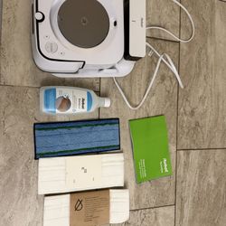 iRobot Braava Jet M6 floor cleaner