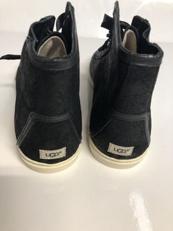 Brand new UGG Women’s Sneakers
