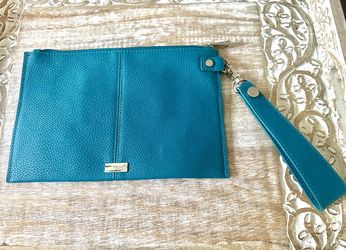 Thirty- one turquoise jewell Wristlet