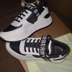 Burberry Sneakers