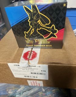 Pokèmon crown zenith ETB for sale no trades ! $325