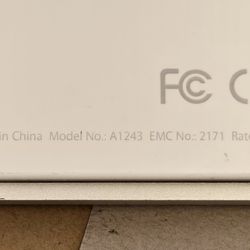 Apple Wired Aluminum Keyboard A1243 Full Size USB White OEM