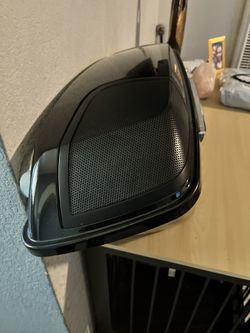 Harley Davidson Saddle Bag / Front Fairing Touring Parts