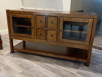 Entertainment Console