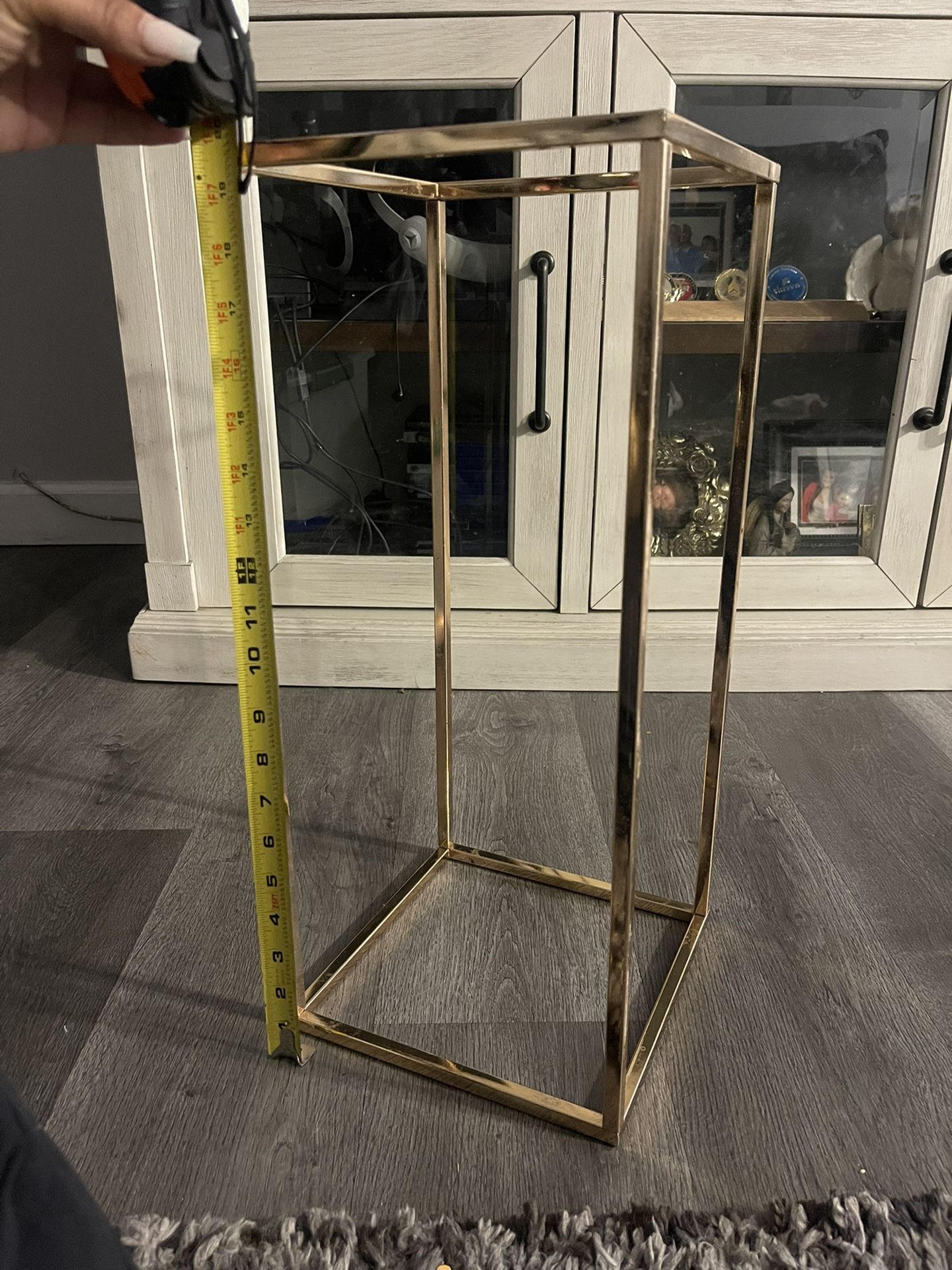 GOLD CENTER PIECES