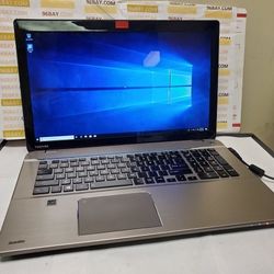 TOSHIBA SATELLITE P75 FOR LIGHT GAMING WITH 17.3" SCREEN (INV. M1078)

