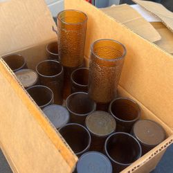 Heavy-Duty Plastic Restaurant Tumblers, 8 Ounce, Amber (Set 24