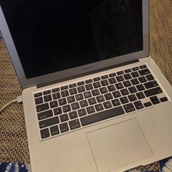 MacBook Air Model A1466 For Parts 4GB RAM and Intel i5 5350u