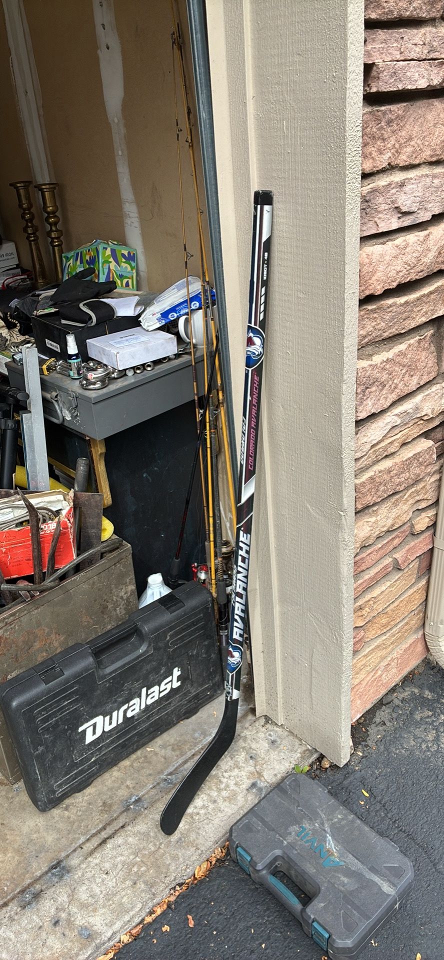 Franklin Sports Colorado Avalanche Street Hockey Stick 48” Left