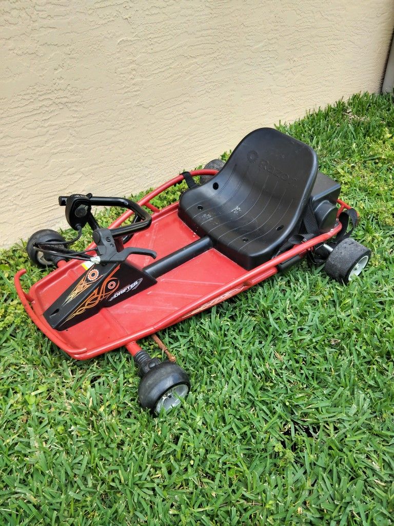 Razor Ground Force Drifter. Was Working. No Charger