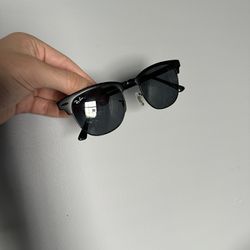 Black Ray-ban Clubmaster Sunglasses 
