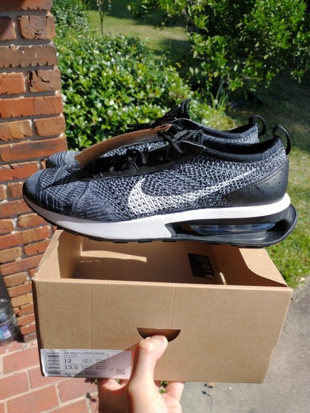 New Nike Air Max Flyknit Racer Men Size 12