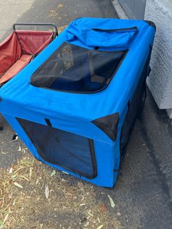 36" Portable Soft Dog Crate with 3-Door Access,
Pick up by appointment 9am-7pm in Chandler Az
Excellent like new condition
Collapsible Pet Carrier & T