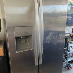 Great Condition Refrigerator 