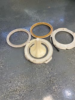 Speed queen washer, top strainers plus agitator