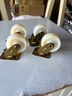 Wheels set 5 Dlrs