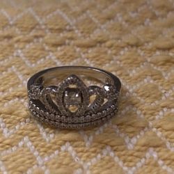tiara ring