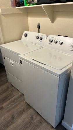 Whirlpool washer dryer combo must go works great!