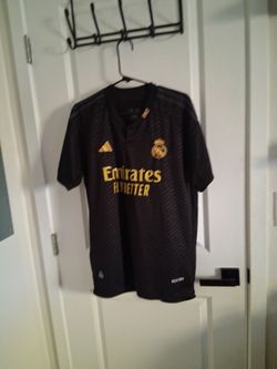 Real Madrid 23/24 third jersey